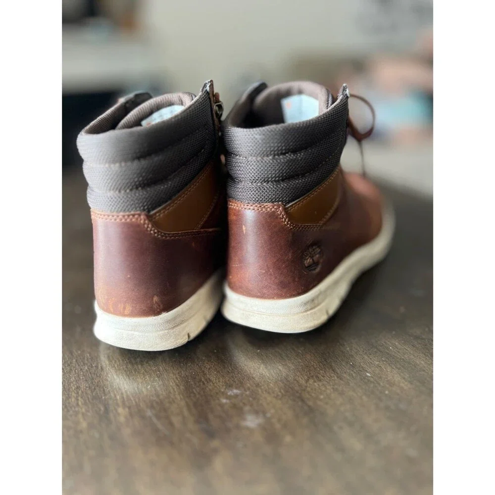 Timberland chukka boots